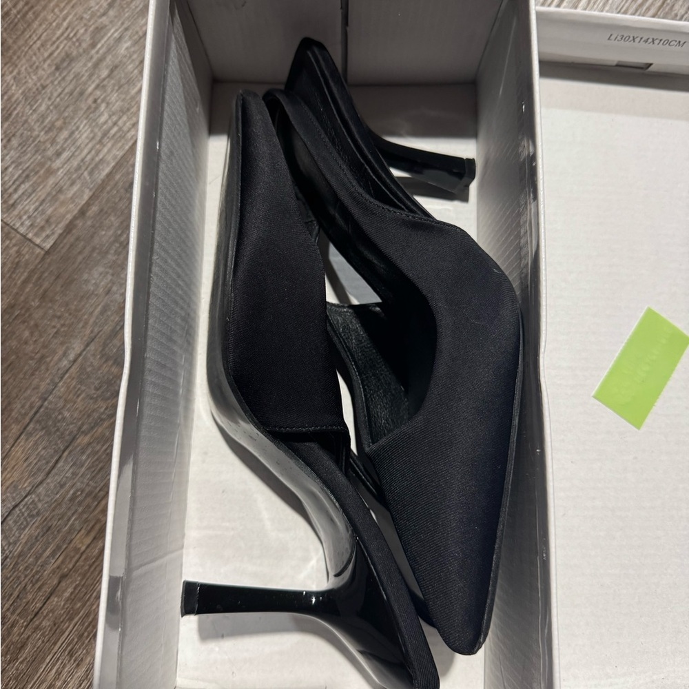 Black Slingback Women's Shoes - Picture 2 of 3
